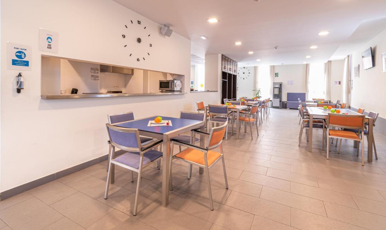 Albergue "El Rio" Сея Екстериор снимка