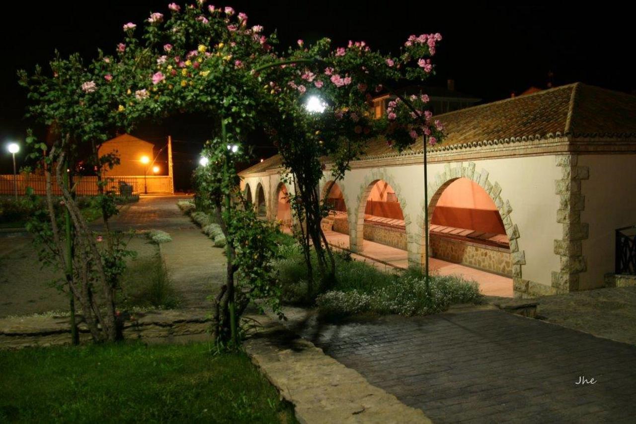 Albergue "El Rio" Сея Екстериор снимка