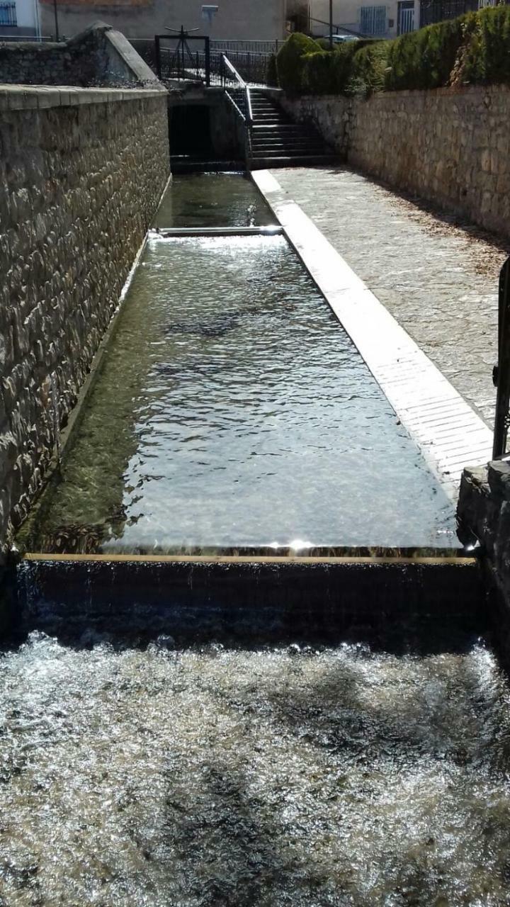Albergue "El Rio" Сея Екстериор снимка